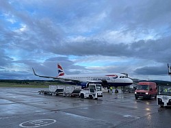 Inverness Airport Airbus A320 /インバネス空港まで乗ったエアバスA320